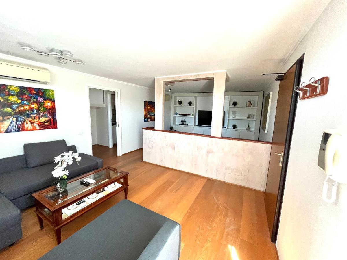 Oderisi Studio Suite Рим Екстер'єр фото