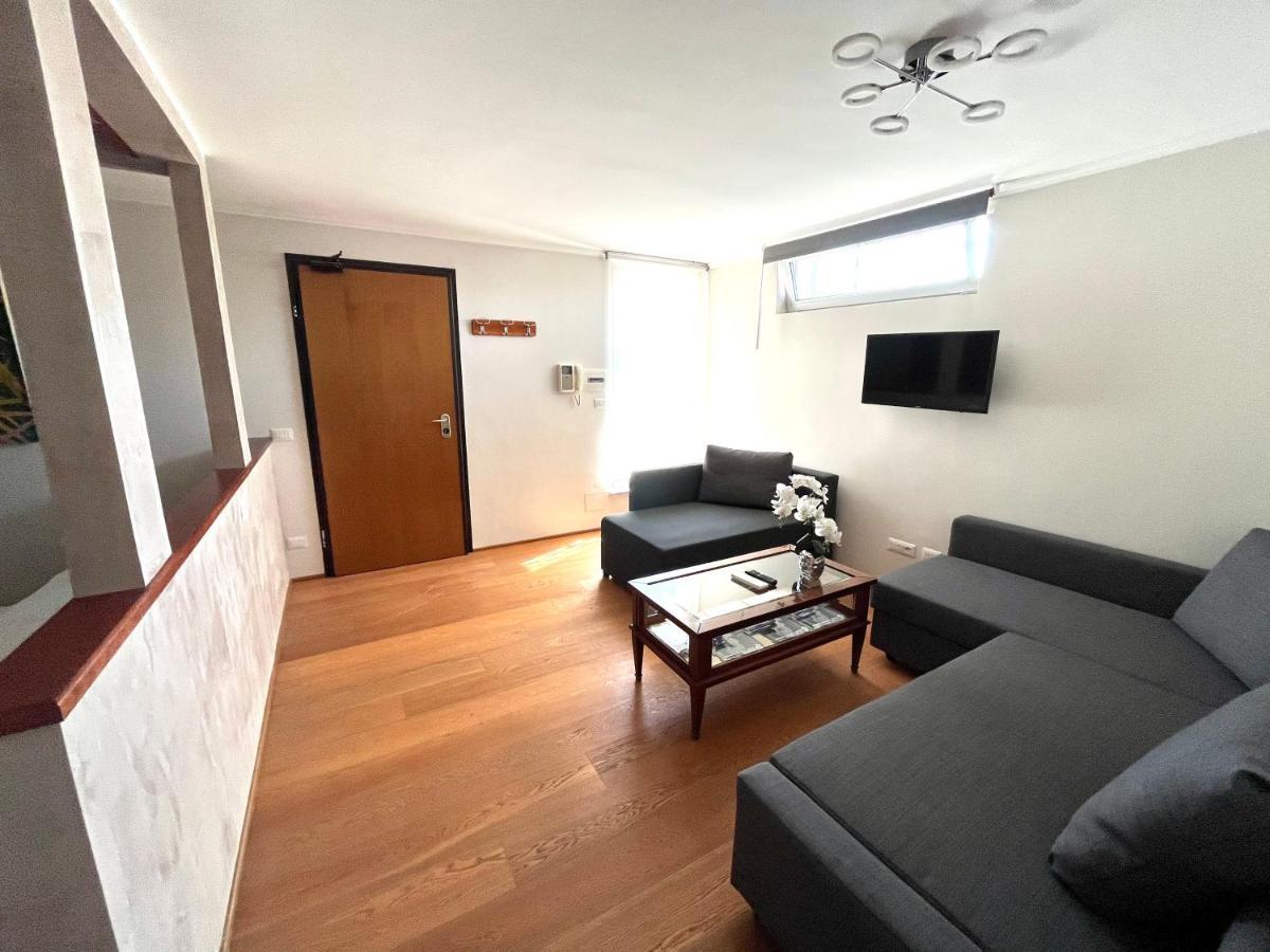 Oderisi Studio Suite Рим Екстер'єр фото